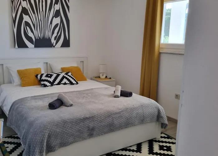 Dineva Apartman Trogir