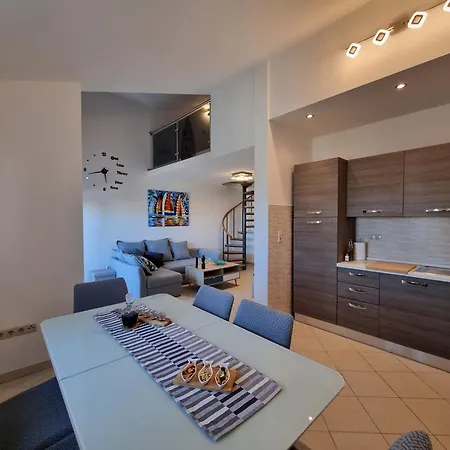 Apartman Dineva